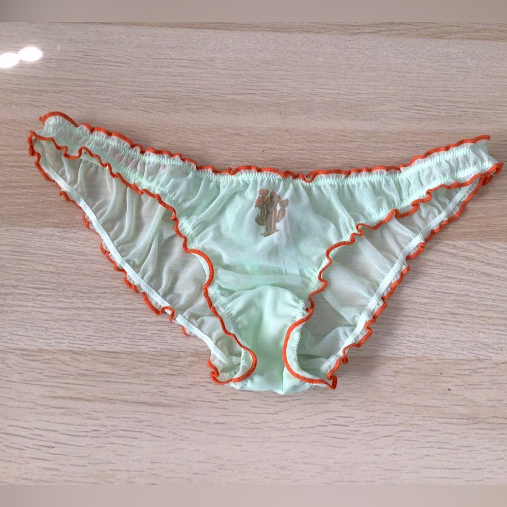 Out From Under Scrunchy Mesh Panties